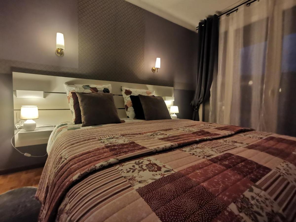 Appartement Au pays d'Olmes à Lavelanet Extérieur photo